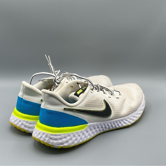 Nike Revolution 5 EXT Men's Athletic Shoes​ - Picture 3 of 4